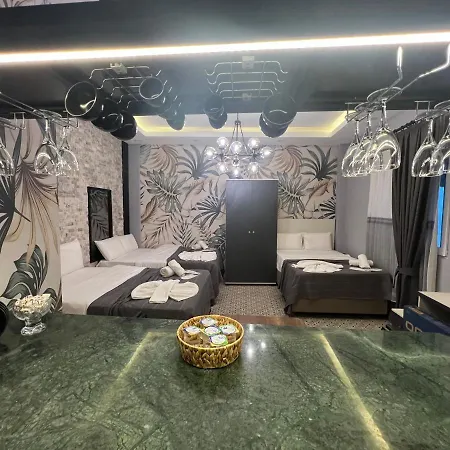 Mudem Boutique Hotel *